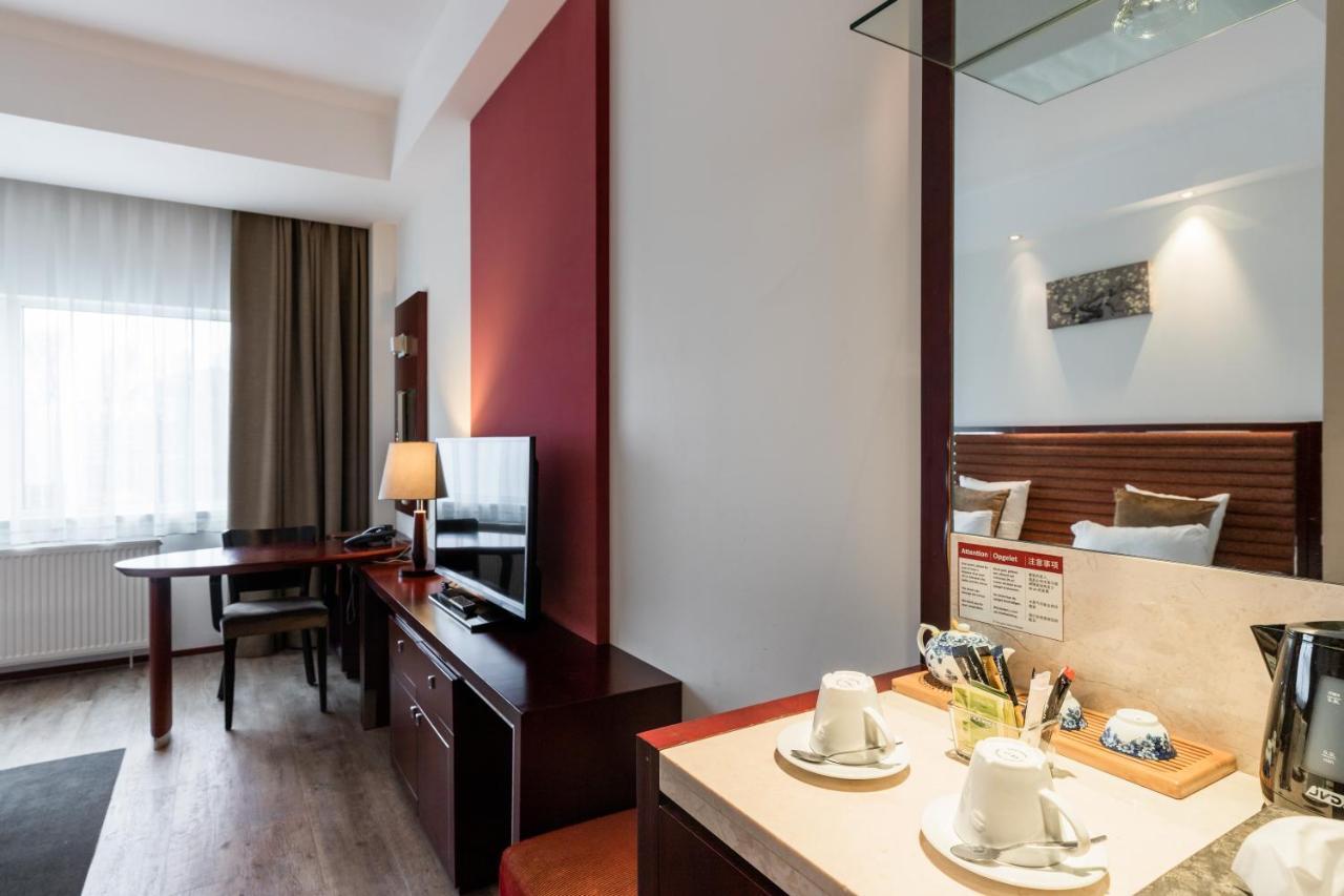 Shanghai Holland Hotel